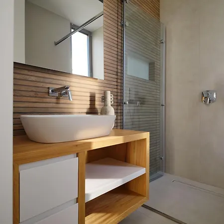 Doci Kelios - 5 Bedrooms With Private Heated Pool And Sea View, By Zantewize Villa